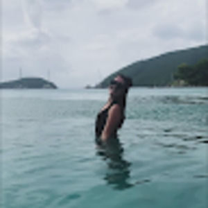 Meet your Posher, Amberly